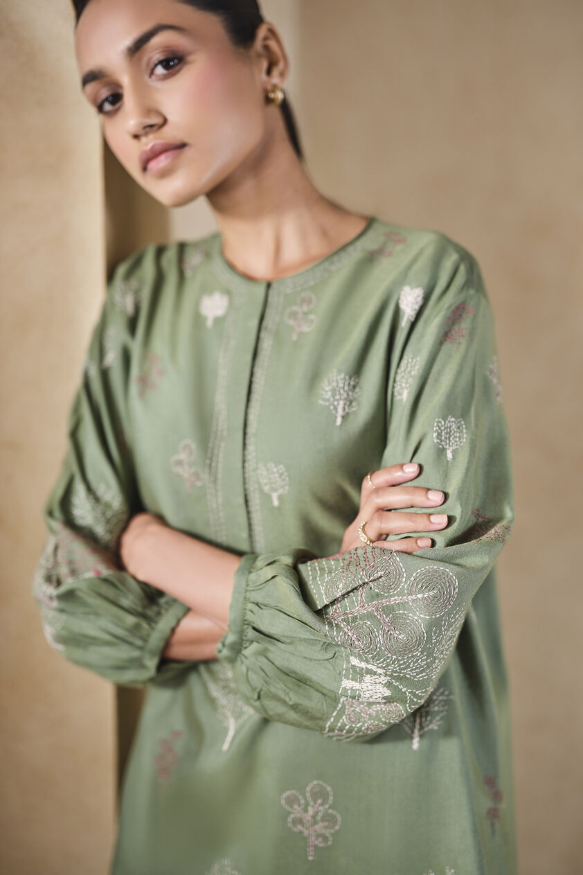 Dream Hand-embroidered Kantha Co-ord - Sage, Sage, image 6